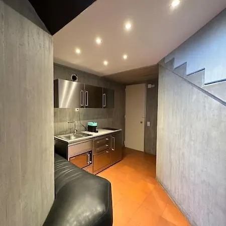 Apartment Paradise With Lake & Piazza View