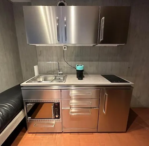 Apartman Paradise With Lake & Piazza View